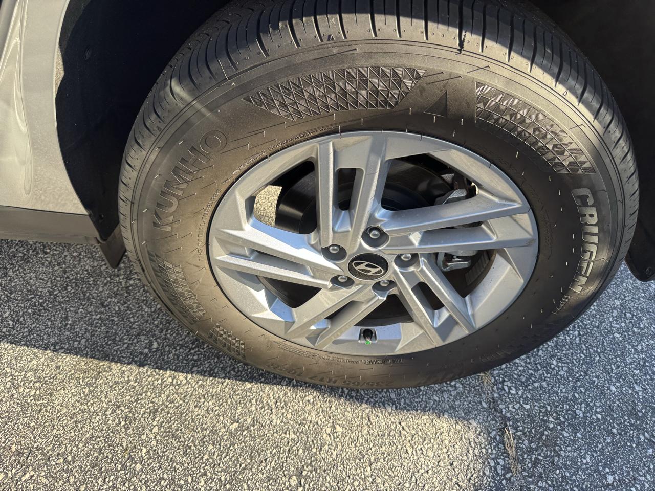 Hyundai Tucson SE FWD 2025