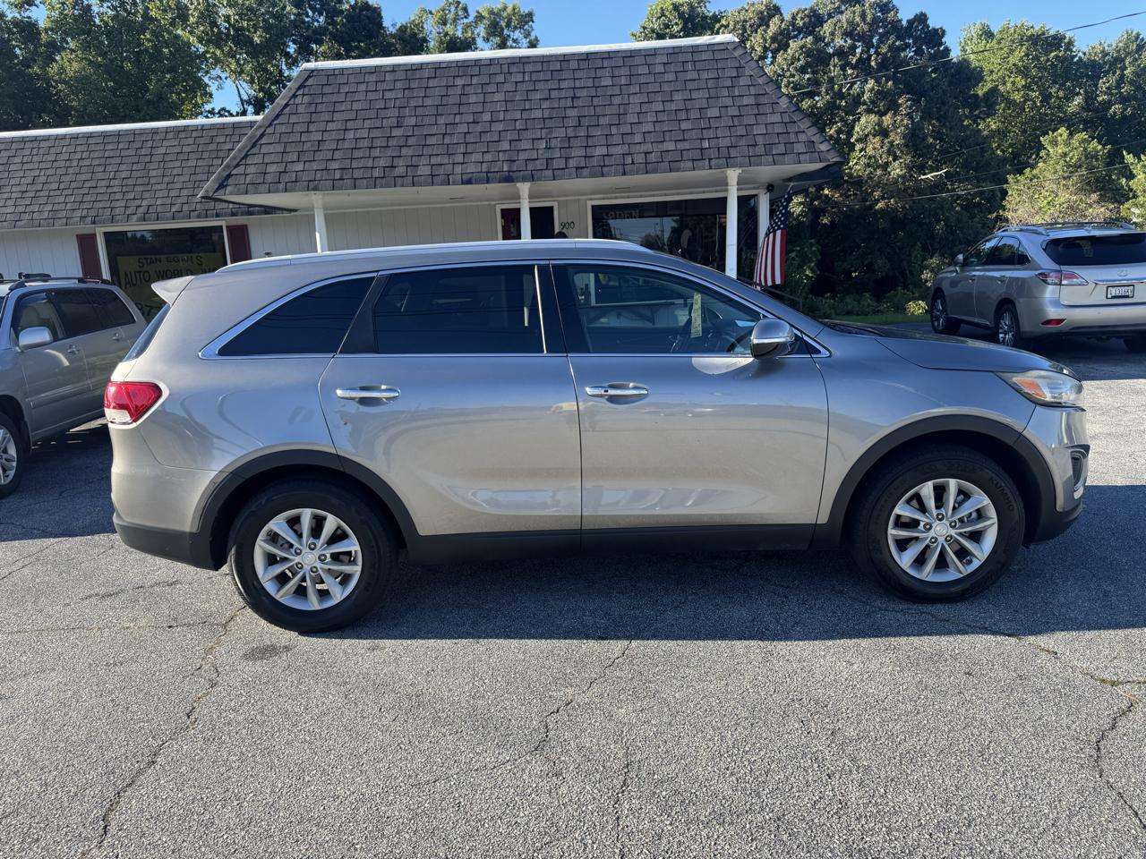 2017 Kia Sorento LX FWD