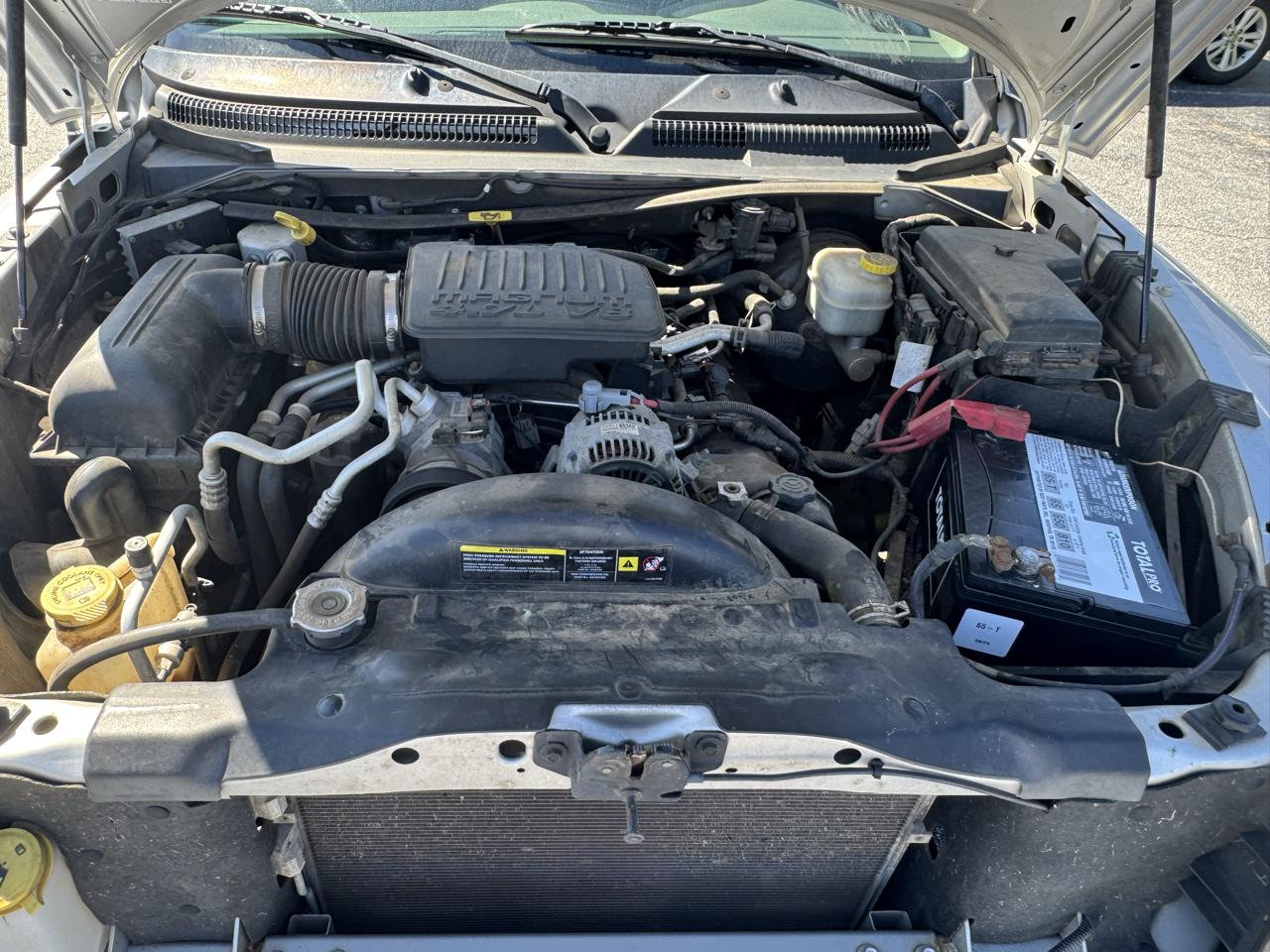 Dodge Dakota 4dr Quad Cab 131" WB SLT 2005