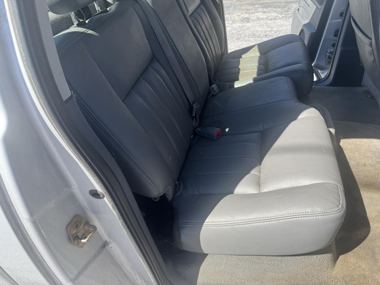 Dodge Dakota 4dr Quad Cab 131" WB SLT 2005