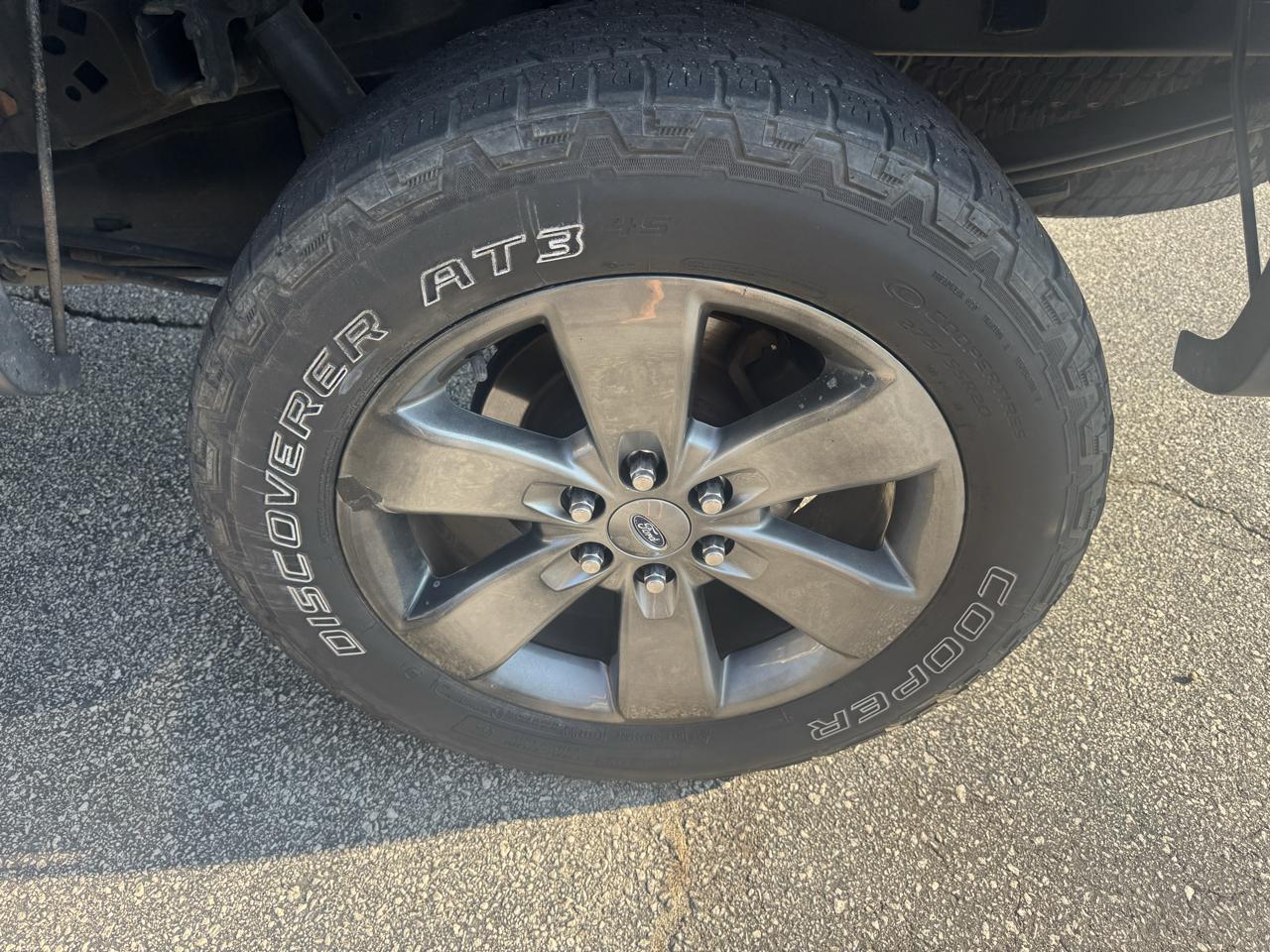 Ford F-150 4WD SuperCrew 145" Platinum 2012
