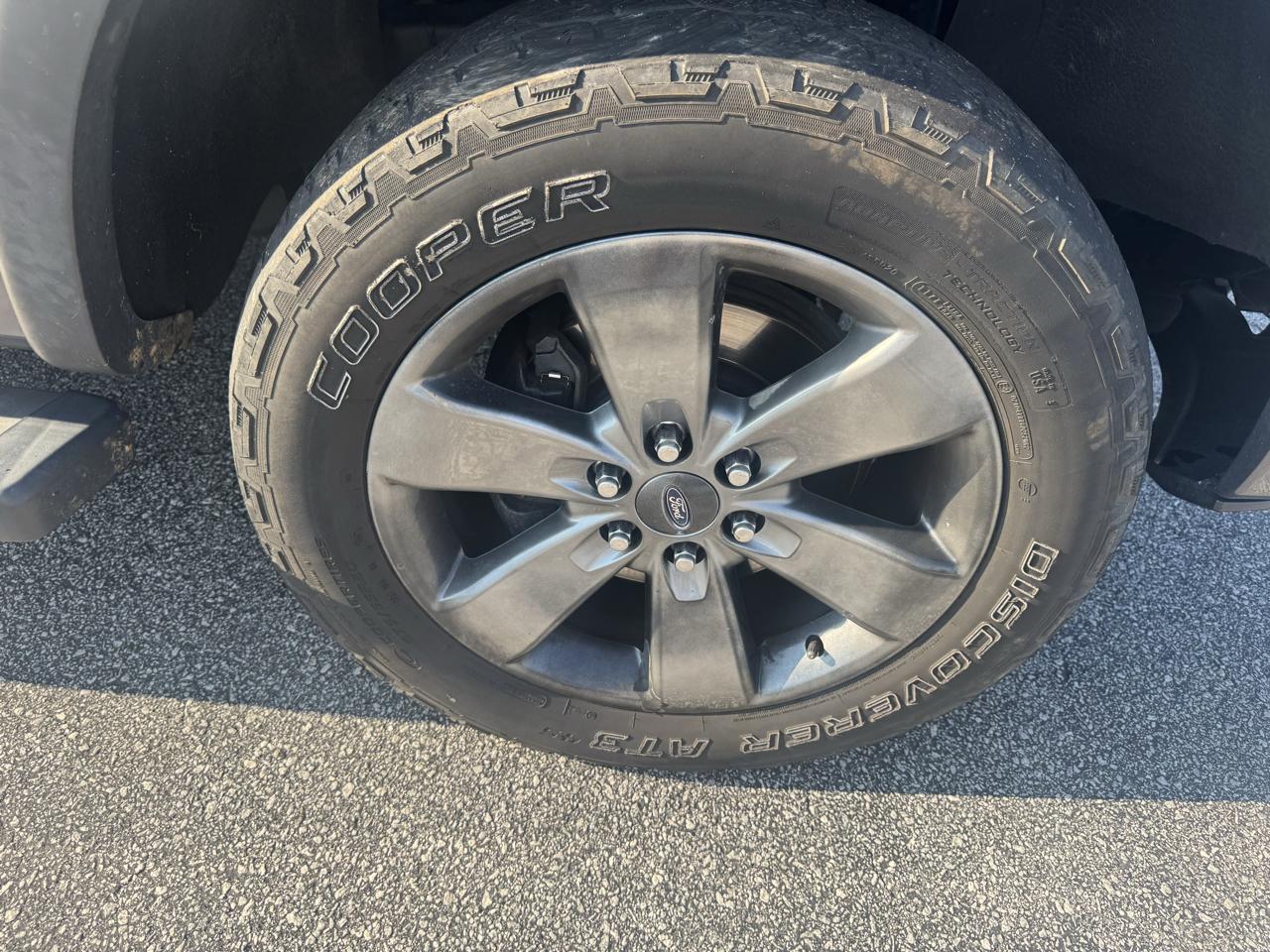 Ford F-150 4WD SuperCrew 145" Platinum 2012
