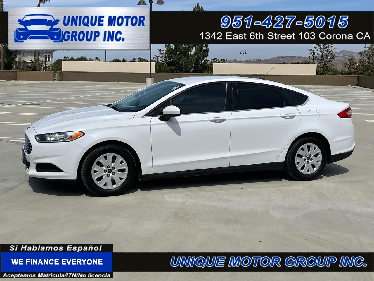 Ford Fusion S 2013