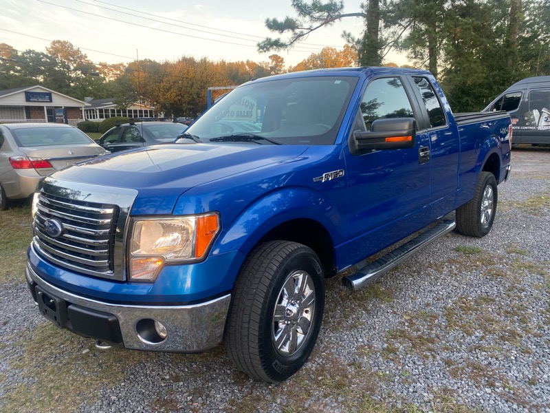 Ford F-150 4WD SuperCab 163" XLT 2010 Ford F-150 4WD SuperCab 163" XLT 2010