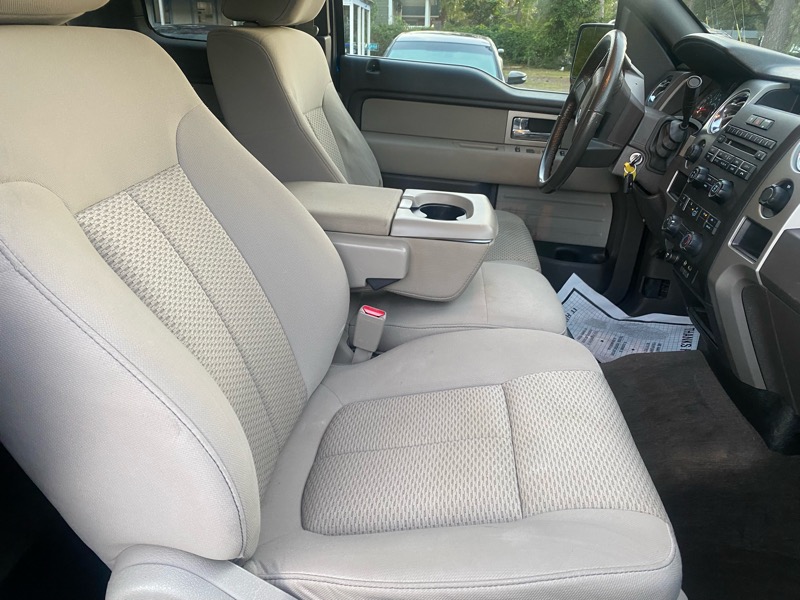 Ford F-150 4WD SuperCab 163" XLT 2010 Ford F-150 4WD SuperCab 163" XLT 2010