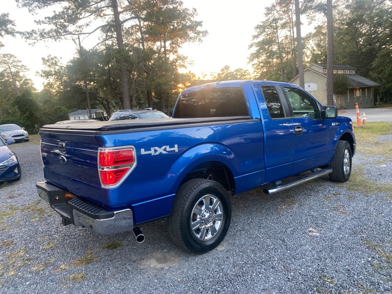 Ford F-150 4WD SuperCab 163" XLT 2010 Ford F-150 4WD SuperCab 163" XLT 2010