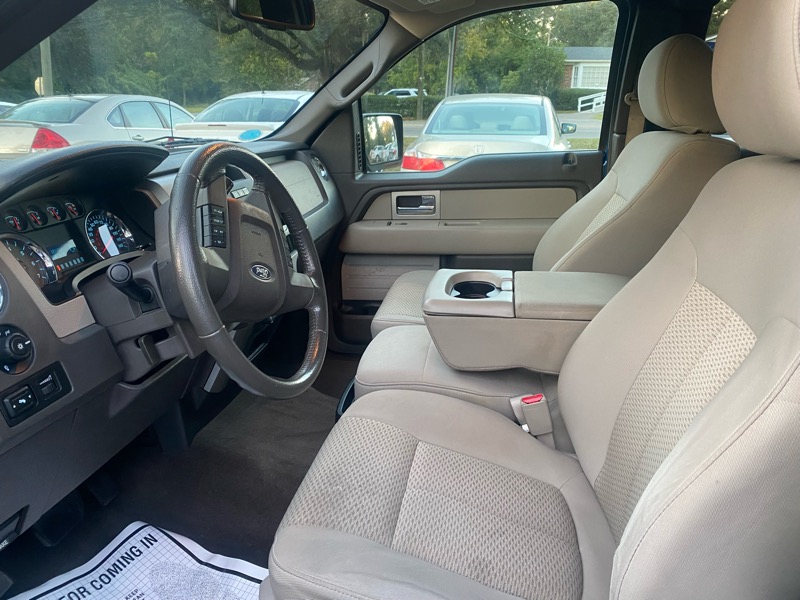 Ford F-150 4WD SuperCab 163" XLT 2010 Ford F-150 4WD SuperCab 163" XLT 2010