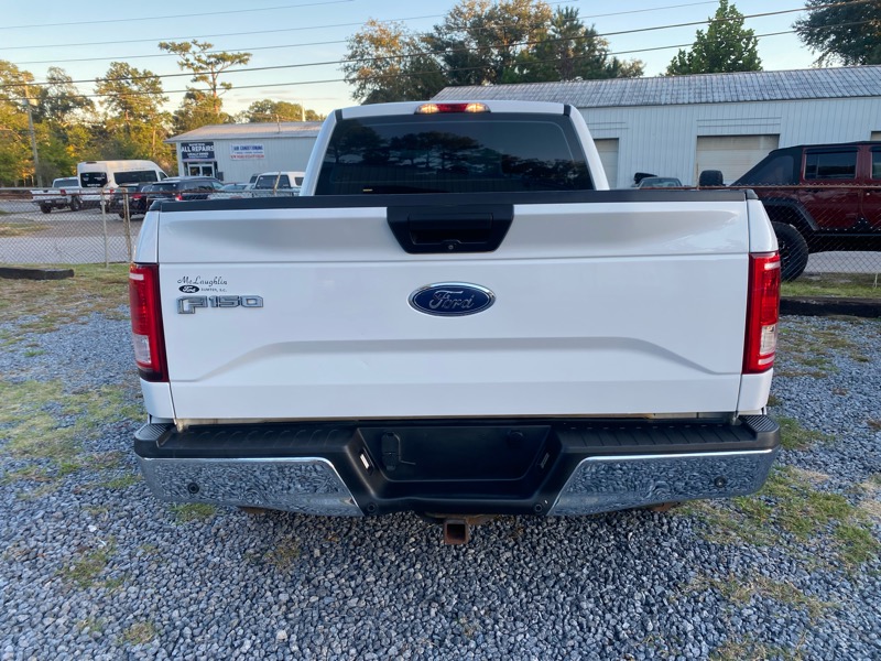 Ford F-150 4WD Reg Cab 122.5" XLT 2015 Ford F-150 4WD Reg Cab 122.5" XLT 2015