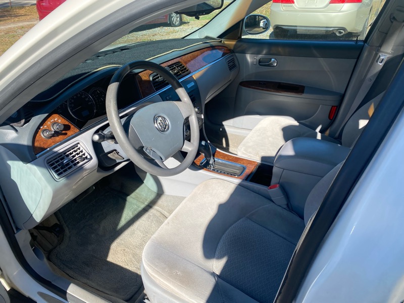 Buick LaCrosse CX 2006