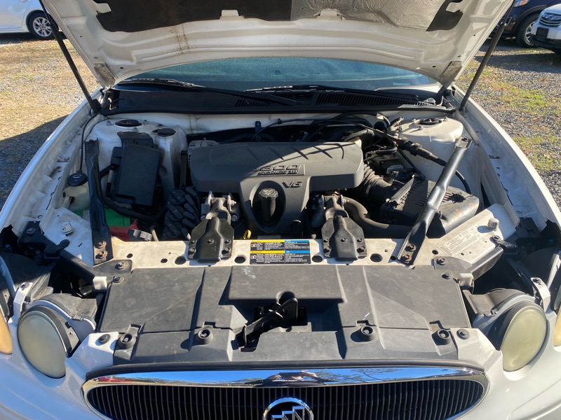 Buick LaCrosse CX 2006