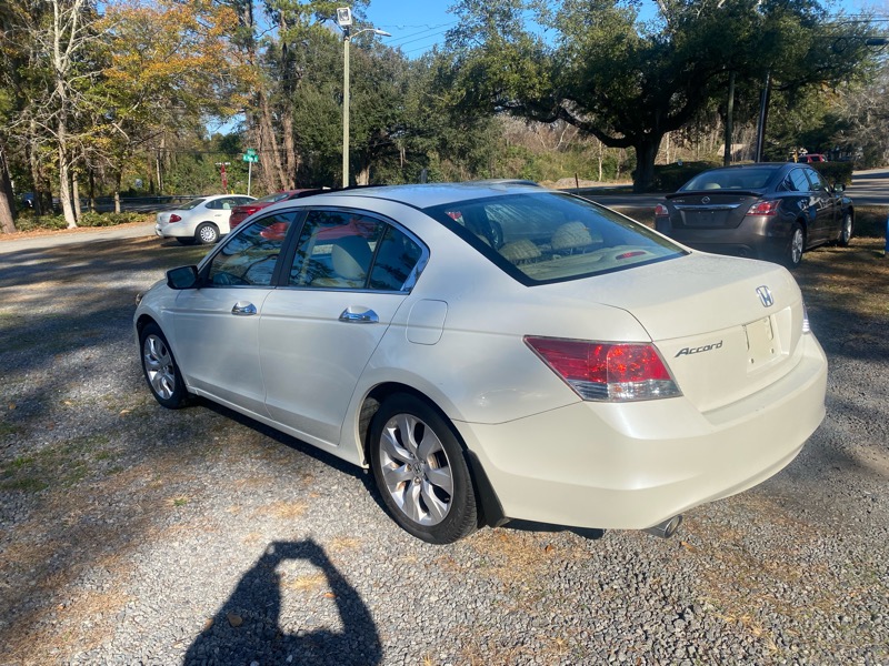 Honda Accord EX-L V-6 Sedan AT 2010