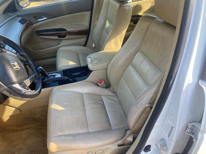 Honda Accord EX-L V-6 Sedan AT 2010