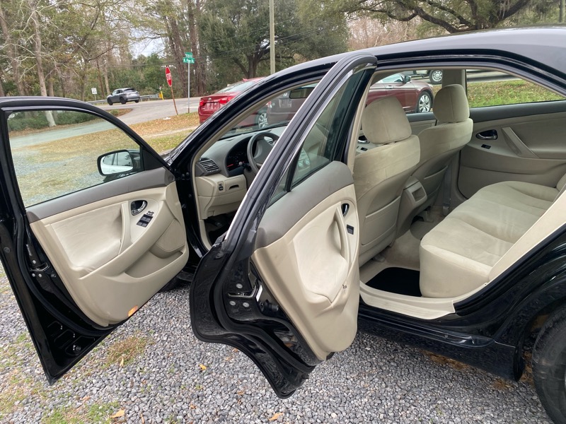 Toyota Camry XLE 5-Spd AT 2009