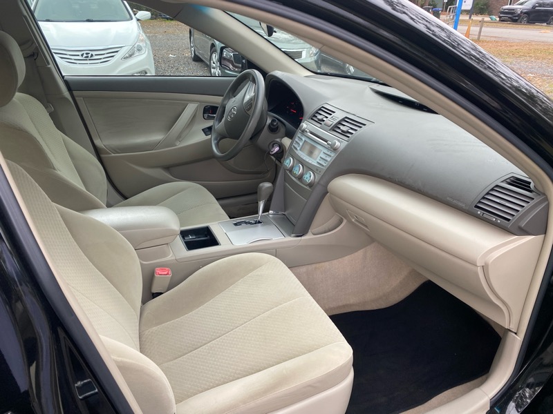 Toyota Camry XLE 5-Spd AT 2009