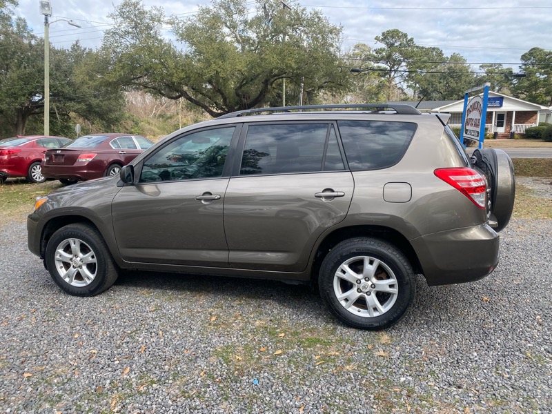 Toyota RAV4 Base I4 2WD 2012