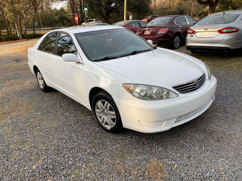 Toyota Camry LE 2005