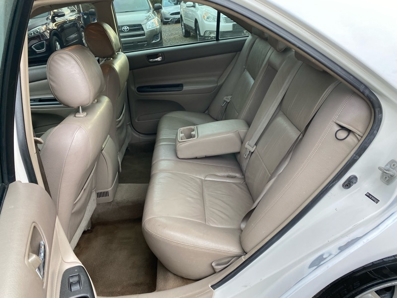 Toyota Camry LE 2005