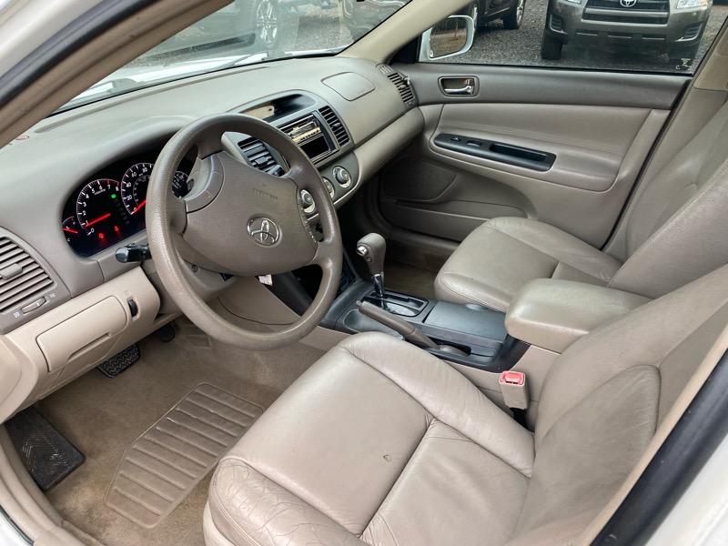 Toyota Camry LE 2005