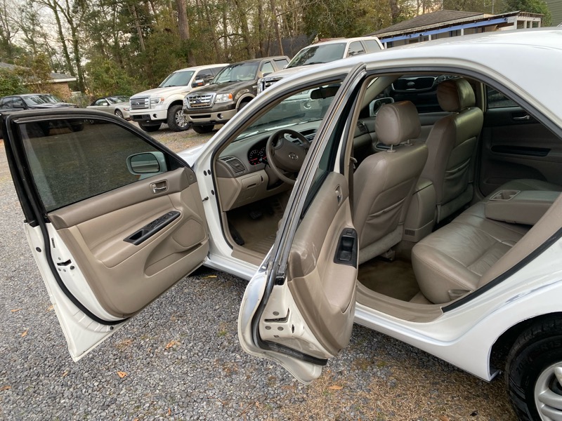 Toyota Camry LE 2005
