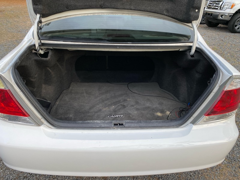 Toyota Camry LE 2005