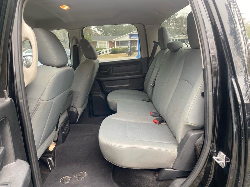 RAM 1500 2WD Crew Cab 140.5" Express 2014