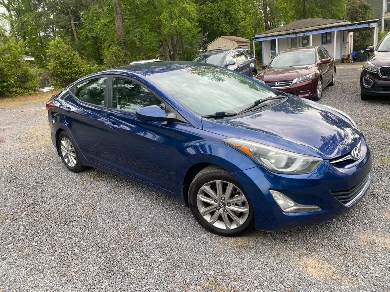 Hyundai Elantra SE 6AT 2016