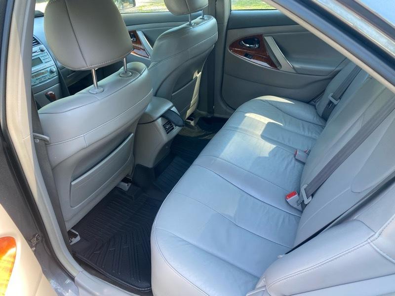 Toyota Camry LE V6 2008