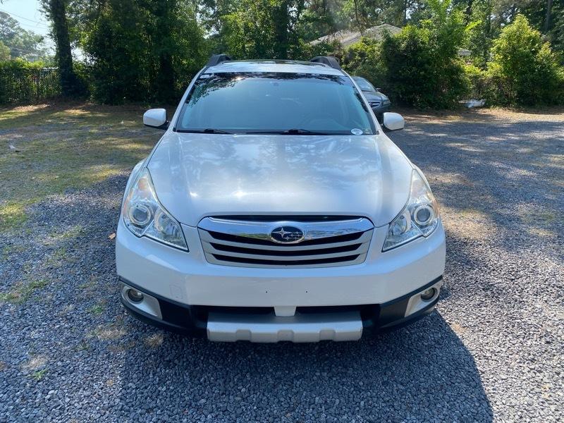 Subaru Outback 2.5i Limited 2011