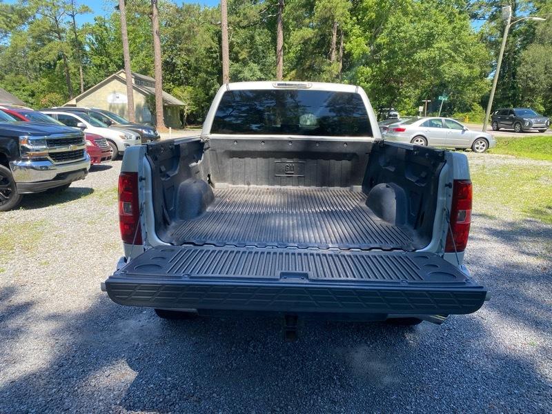 Chevrolet Silverado 1500 4dr Ext Cab 143.5" WB 4WD LT 2011