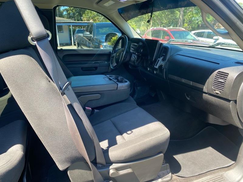 Chevrolet Silverado 1500 4dr Ext Cab 143.5" WB 4WD LT 2011