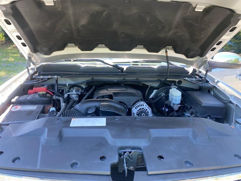 Chevrolet Silverado 1500 4dr Ext Cab 143.5" WB 4WD LT 2011