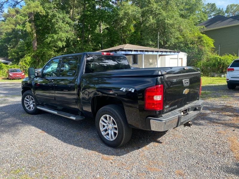 Chevrolet Silverado 1500 4WD Crew Cab 143.5" LT 2010