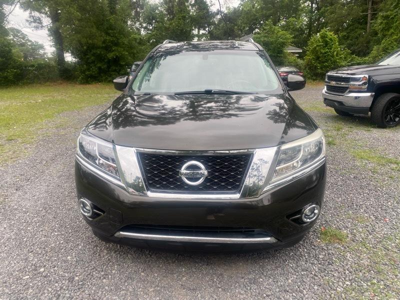 Nissan Pathfinder SV 4WD 2015