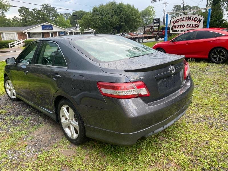 Toyota Camry Base 6-Spd AT 2011