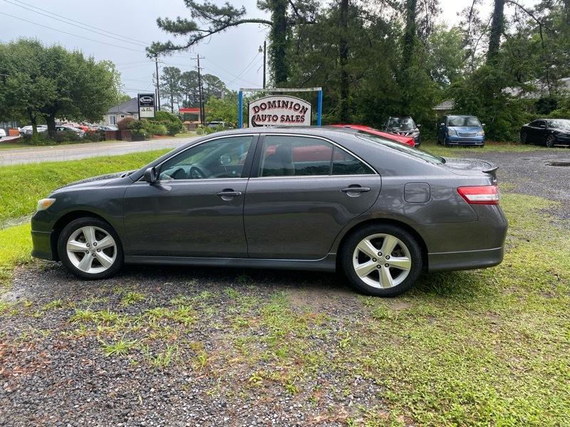 Toyota Camry Base 6-Spd AT 2011