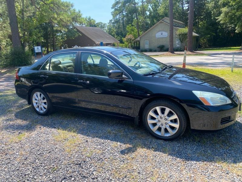 Honda Accord EX V-6 Sedan AT w/ Nav System/ XM Radio 2006