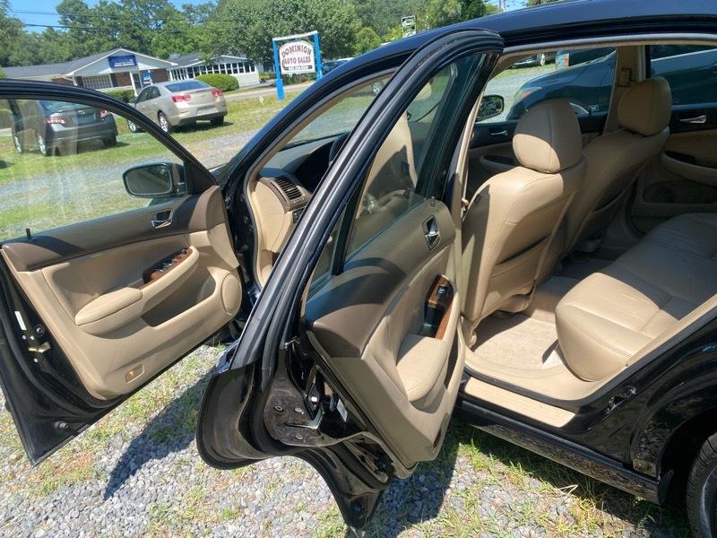 Honda Accord EX V-6 Sedan AT w/ Nav System/ XM Radio 2006