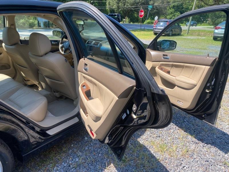 Honda Accord EX V-6 Sedan AT w/ Nav System/ XM Radio 2006