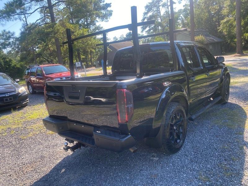 Nissan Frontier S Crew Cab 6MT 2WD 2019