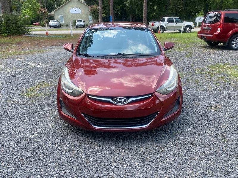 Hyundai Elantra SE 6AT 2016