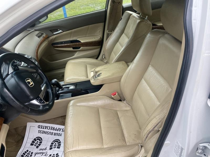 Honda Accord EX-L Sedan AT 2010