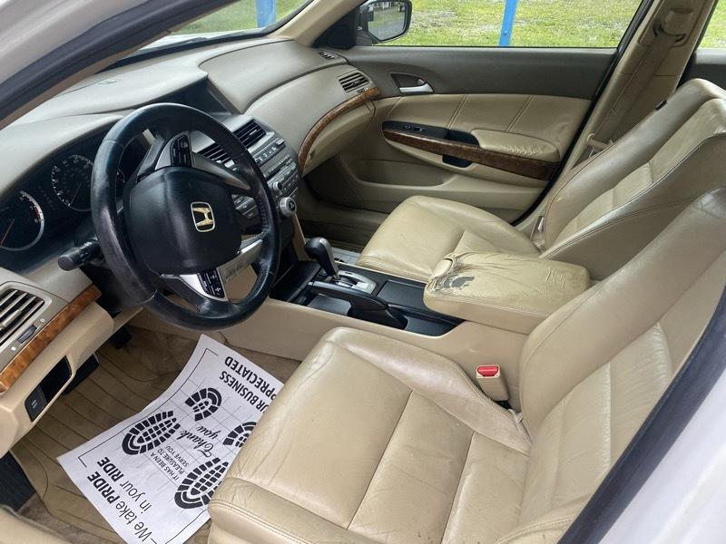 Honda Accord EX-L Sedan AT 2010