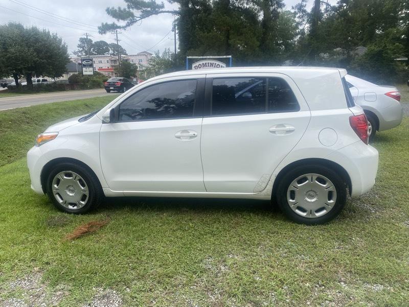 Scion xD 5-Door 2010