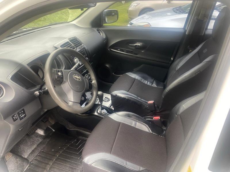 Scion xD 5-Door 2010