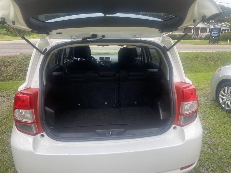 Scion xD 5-Door 2010