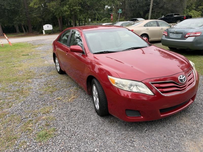 Toyota Camry Base 6-Spd AT 2011