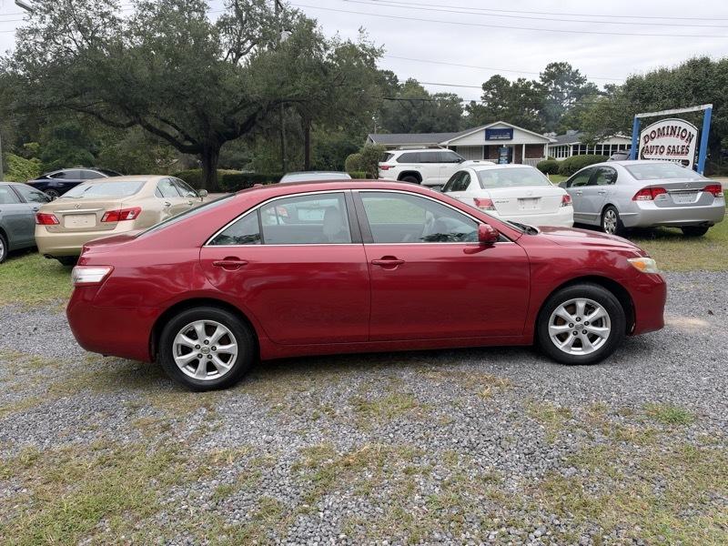Toyota Camry Base 6-Spd AT 2011