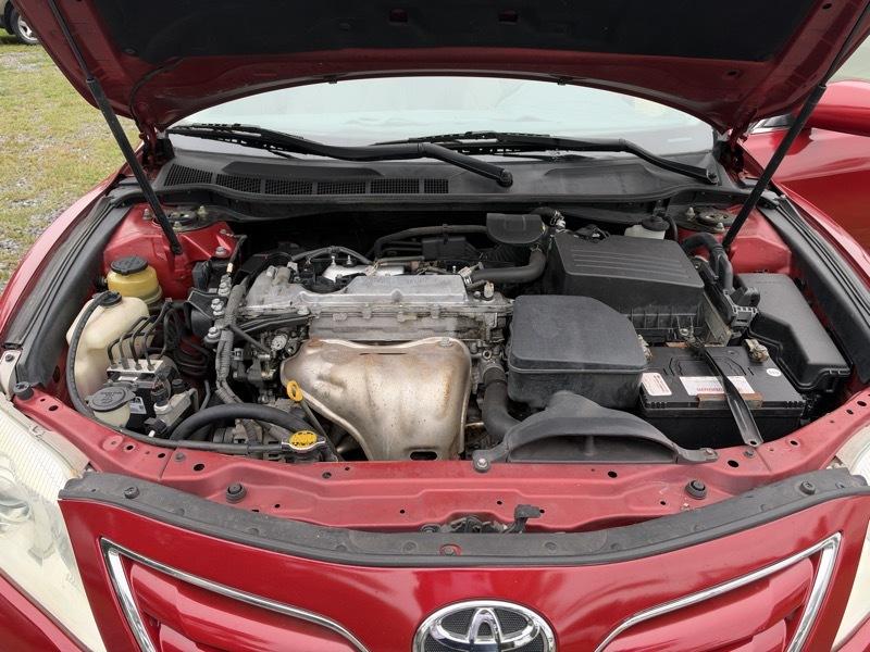 Toyota Camry Base 6-Spd AT 2011
