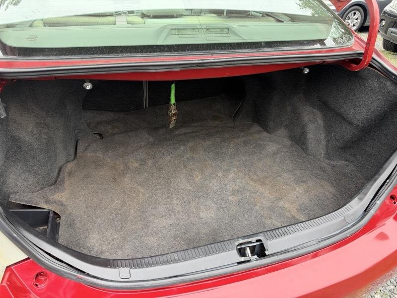Toyota Camry Base 6-Spd AT 2011