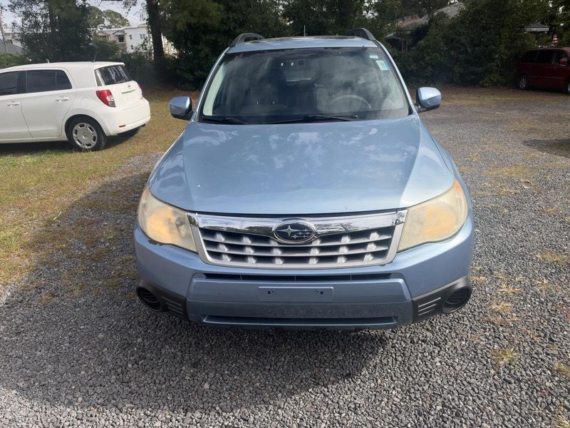 Subaru Forester 2.5X Premium 2011